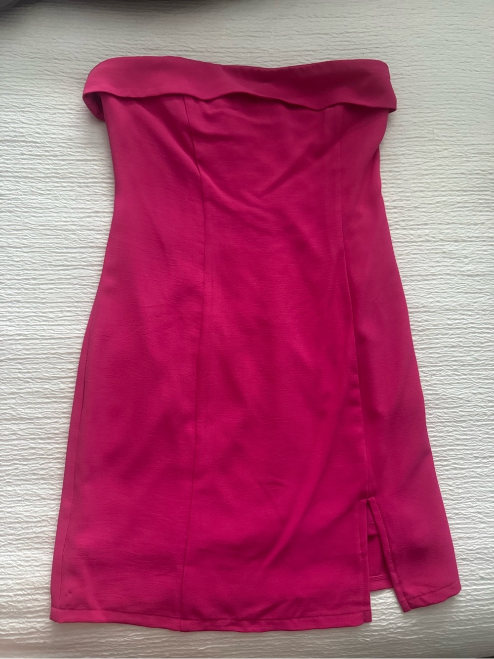 Forever 21 Strapless Fuchsia Bodycon Dress